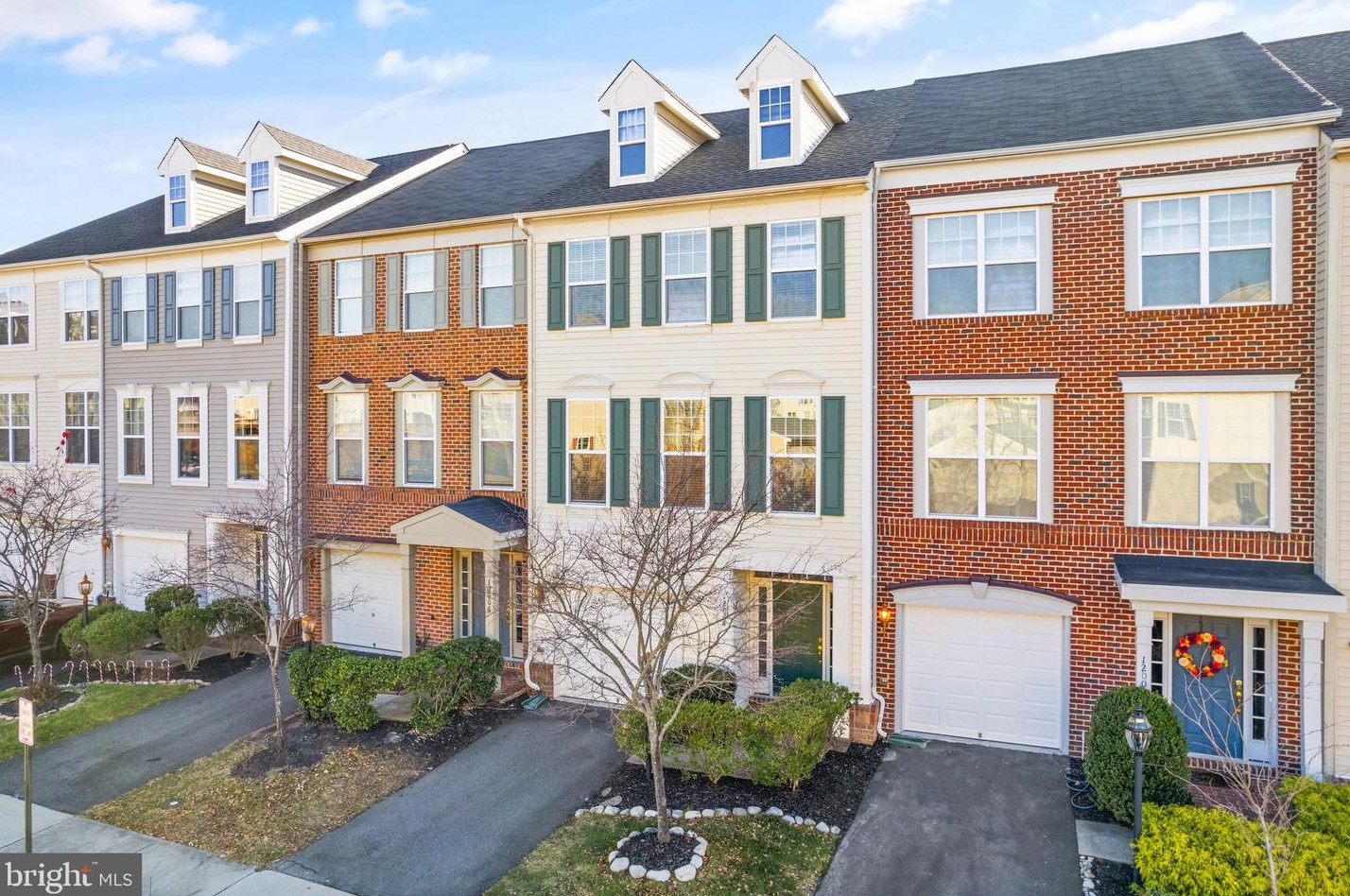12004 Dawn Falls Way, Bristow, VA 20136