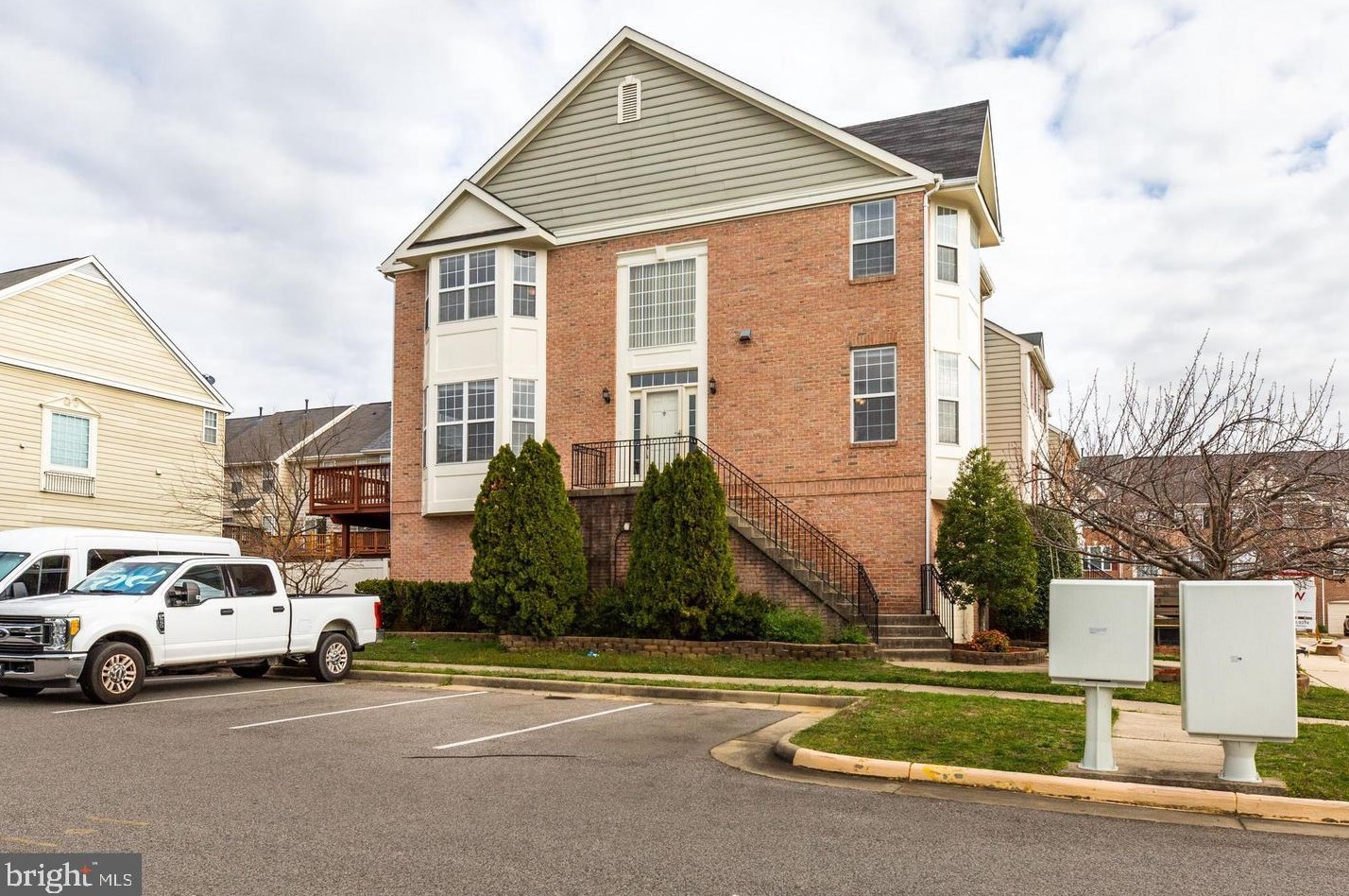 13400 Dogues Ter, Woodbridge, VA 22191