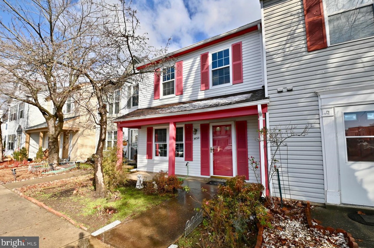 3632 Dahlgren Pl, Dumfries, VA 22026-2602