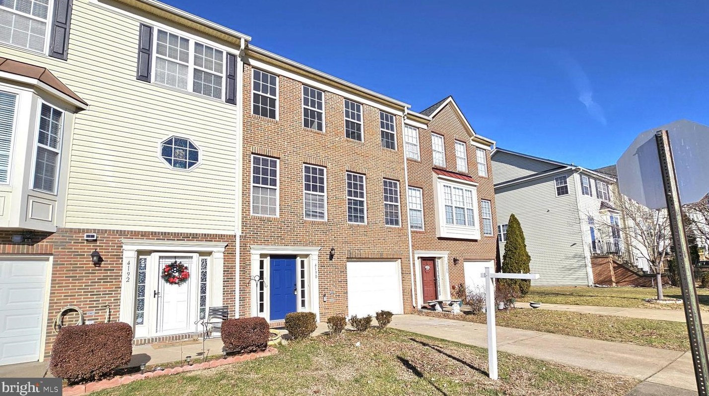 4190 La Mauricie Loop, Dumfries, VA 22025