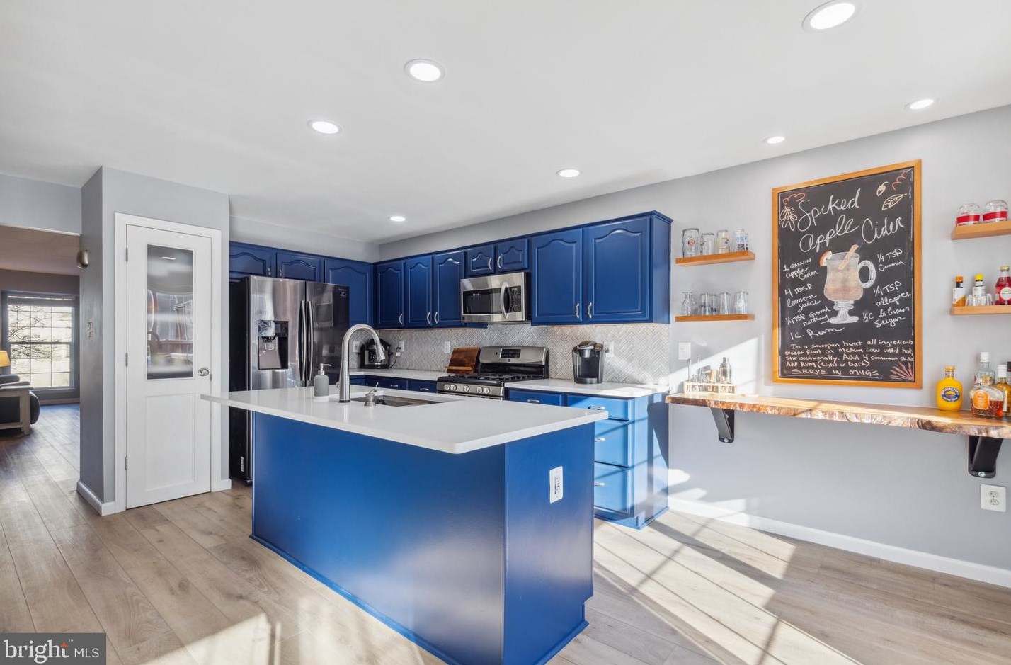 11083 Doubleday Ln, Manassas VA  20109-8273 exterior