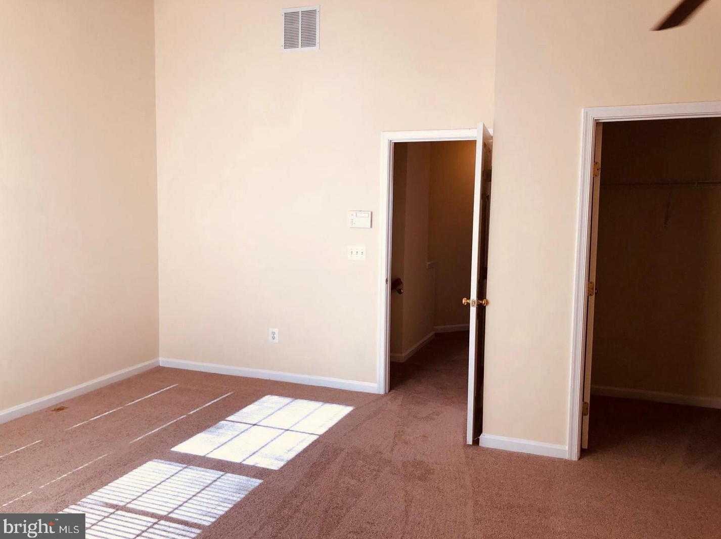 15973 Canada Goose Loop, Woodbridge VA  22191-5560 exterior