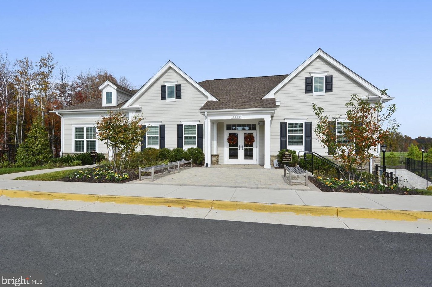 16002 Greymill Manor Dr, Haymarket VA  20169-4960 exterior