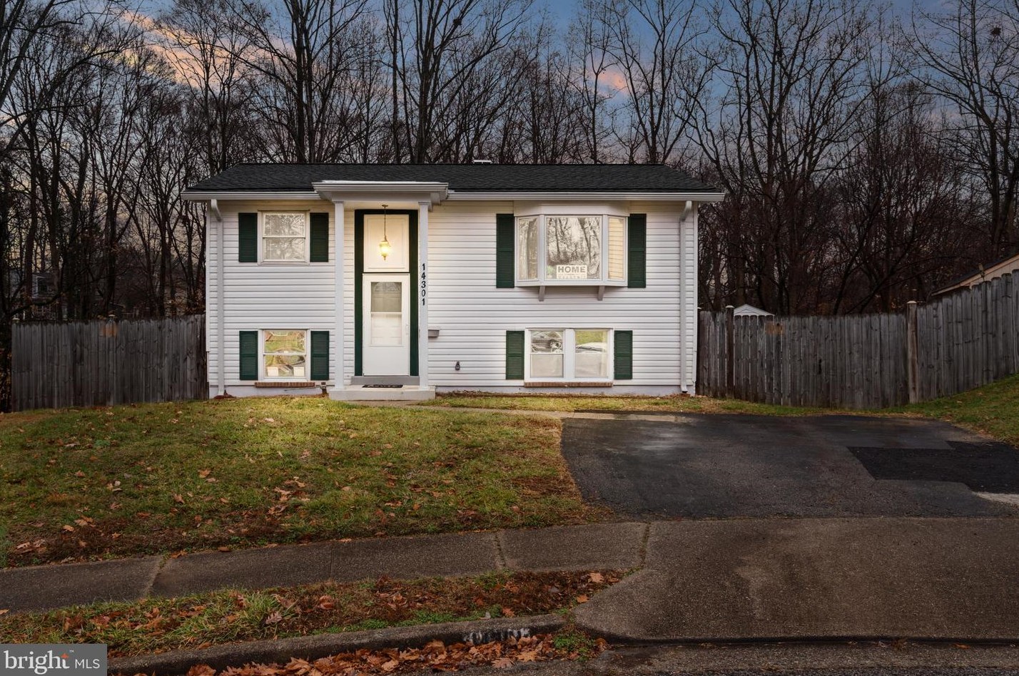14301 Fairmont Ct, Woodbridge, VA 22193