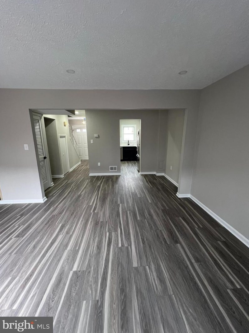 4613 Whitaker Pl, Woodbridge, VA 22193