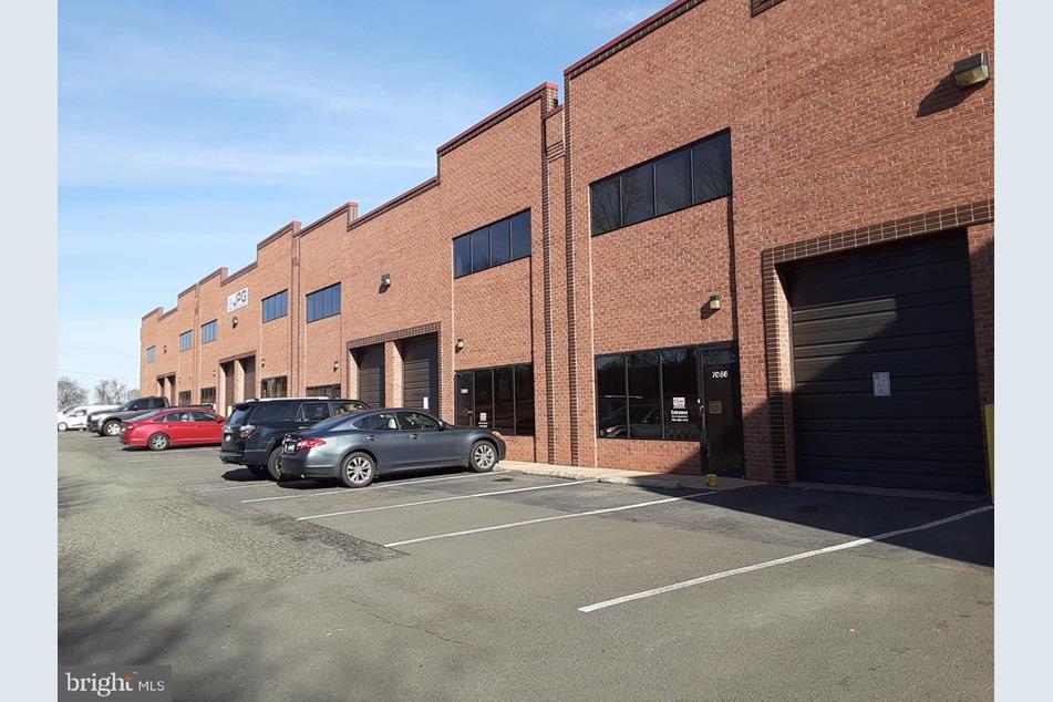 7060 Tech Cir, Manassas, VA 20109 MLS VAPW2063000 Coldwell Banker