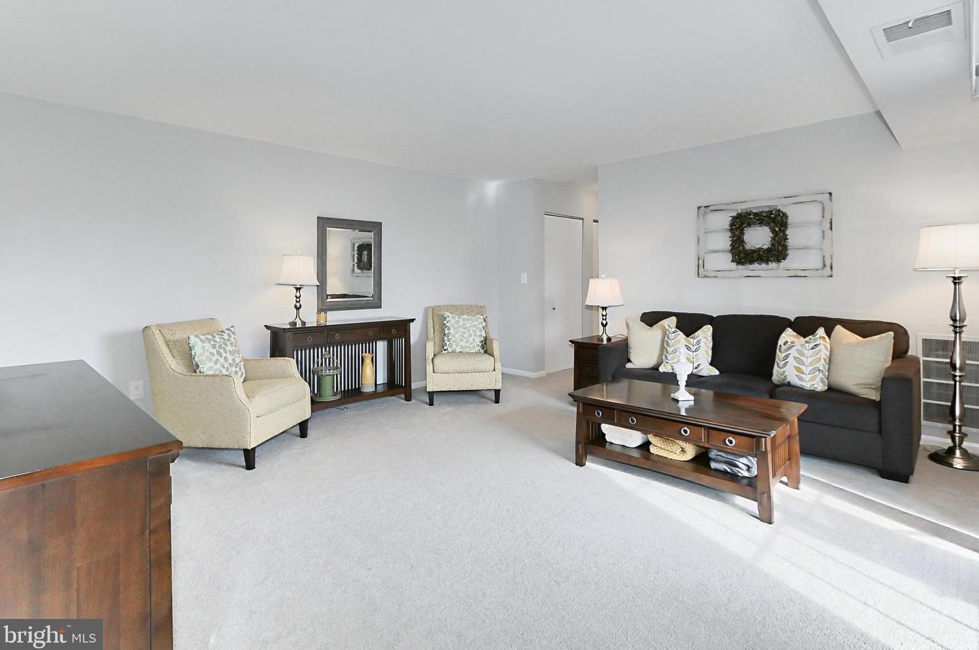 1523 Colonial #302, Woodbridge, VA 22192