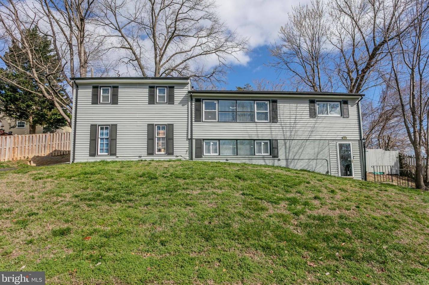 1702 Potomac View Ave, Woodbridge, VA 22191
