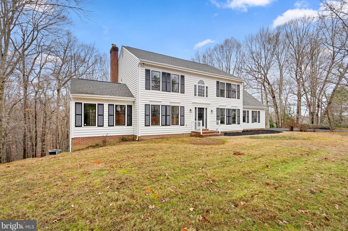 4923 Wolf Run Shoals Rd, Woodbridge, VA 22192
