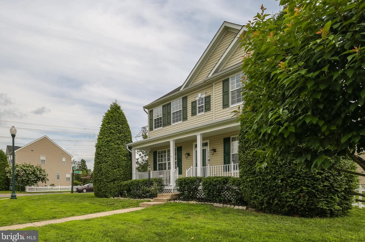 13787 Tartan Hills Pkwy, Bristow, VA 20136