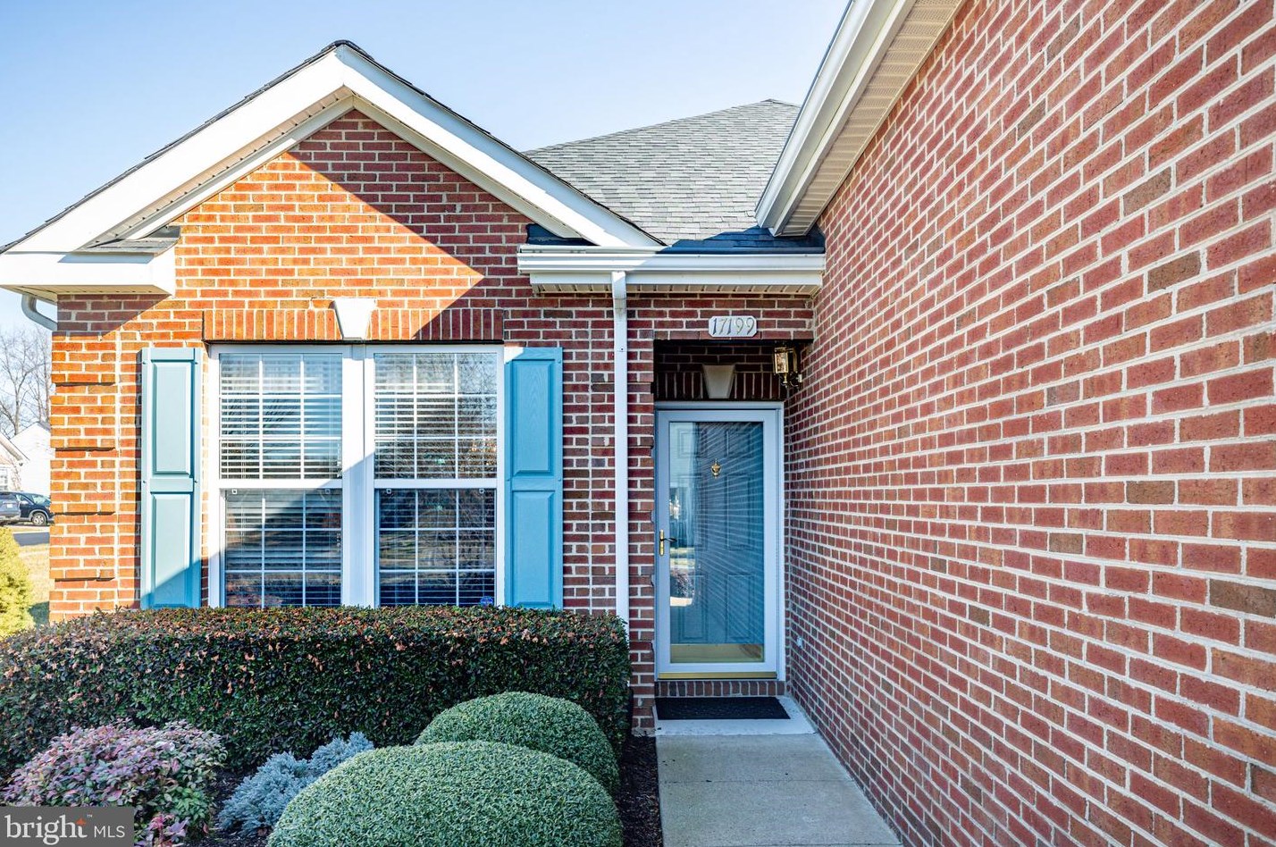 17199 Fresh Meadow Trl, Dumfries, VA 22025-1884