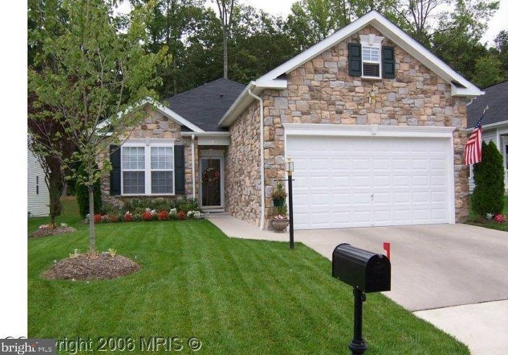 3635 Secret Grove Ct, Dumfries, VA 22025