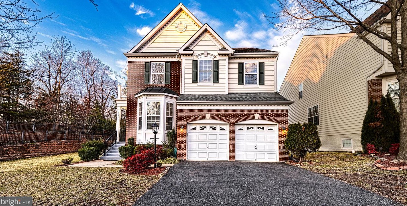 16253 Radburn St, Woodbridge, VA 22191-4364