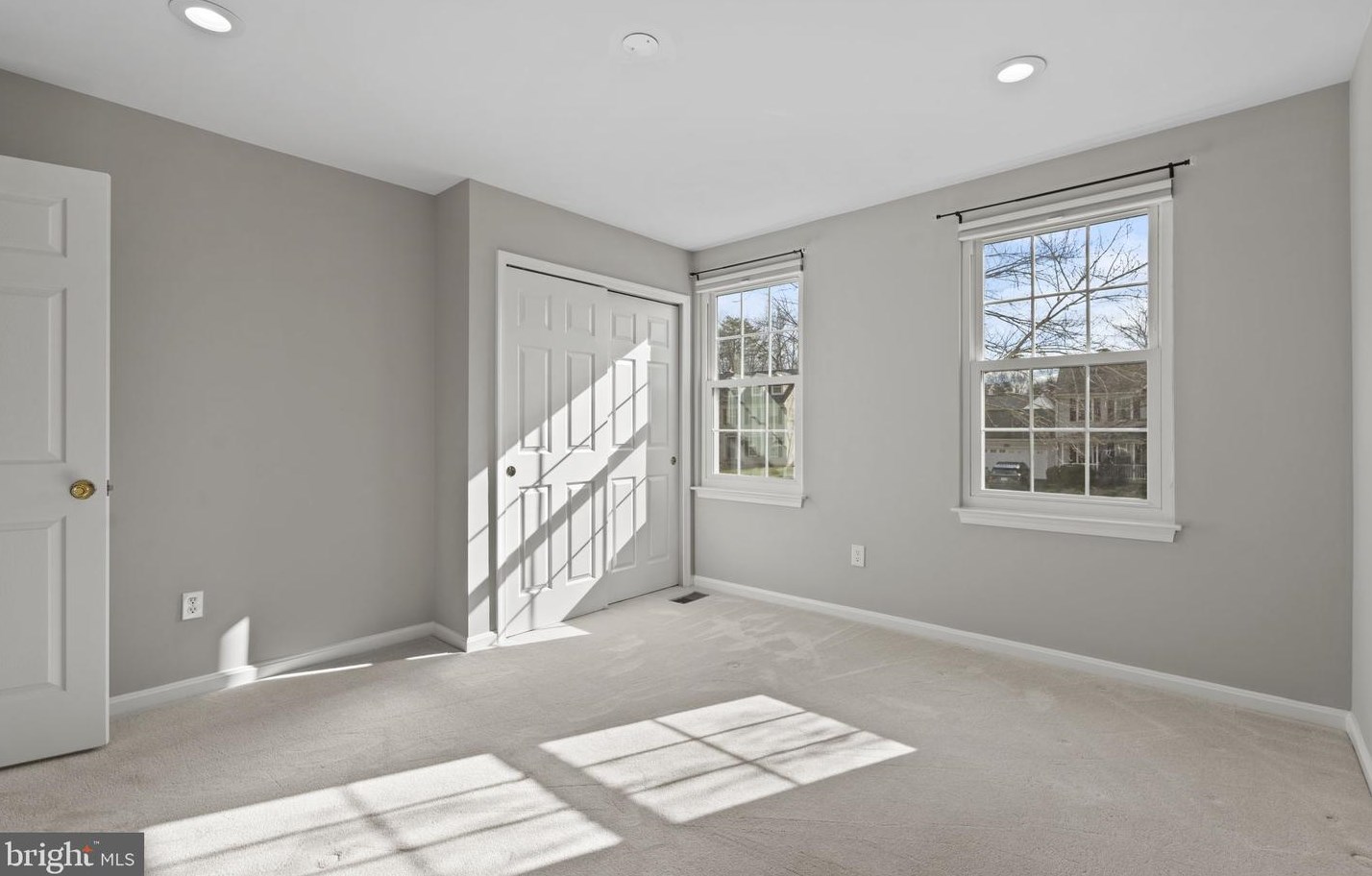 10549 Winged Elm Cir, Manassas VA  20110-2715 exterior