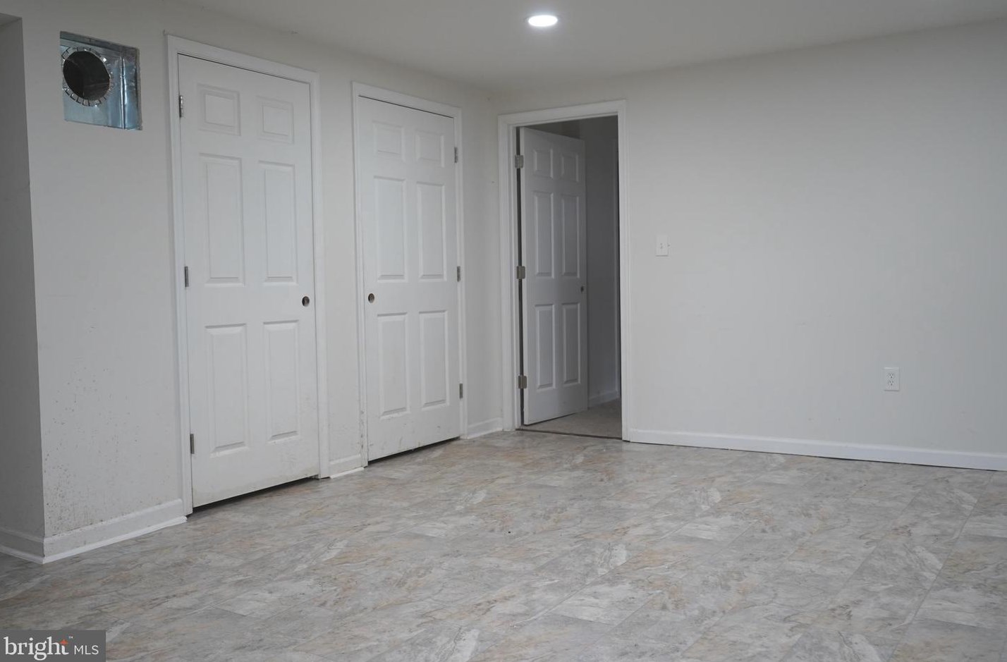 2406 James Madison Hwy, Haymarket VA  20169-1408 exterior