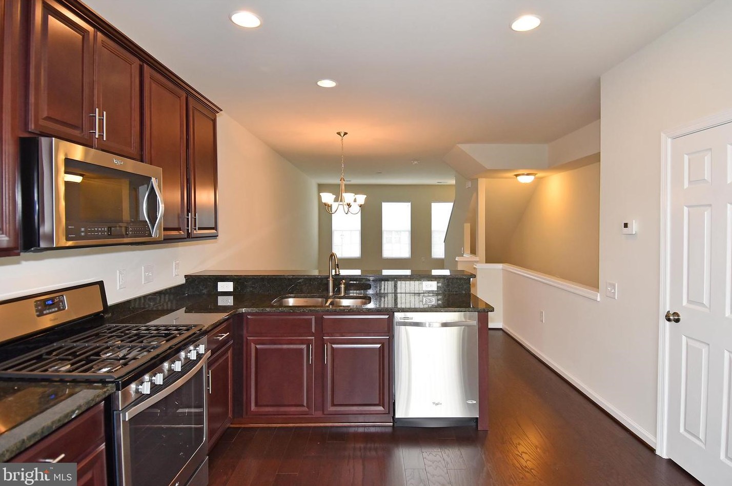 17105 Gibson Mill Rd #4, Dumfries, VA 22026