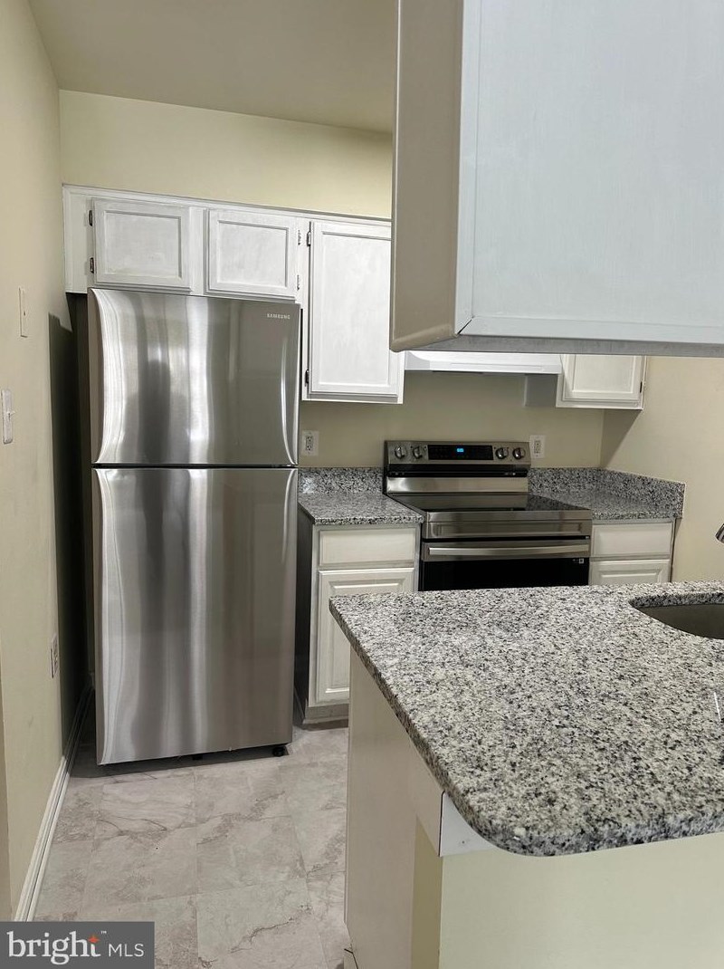 12181 Old Salem Ct, Woodbridge, VA 22192