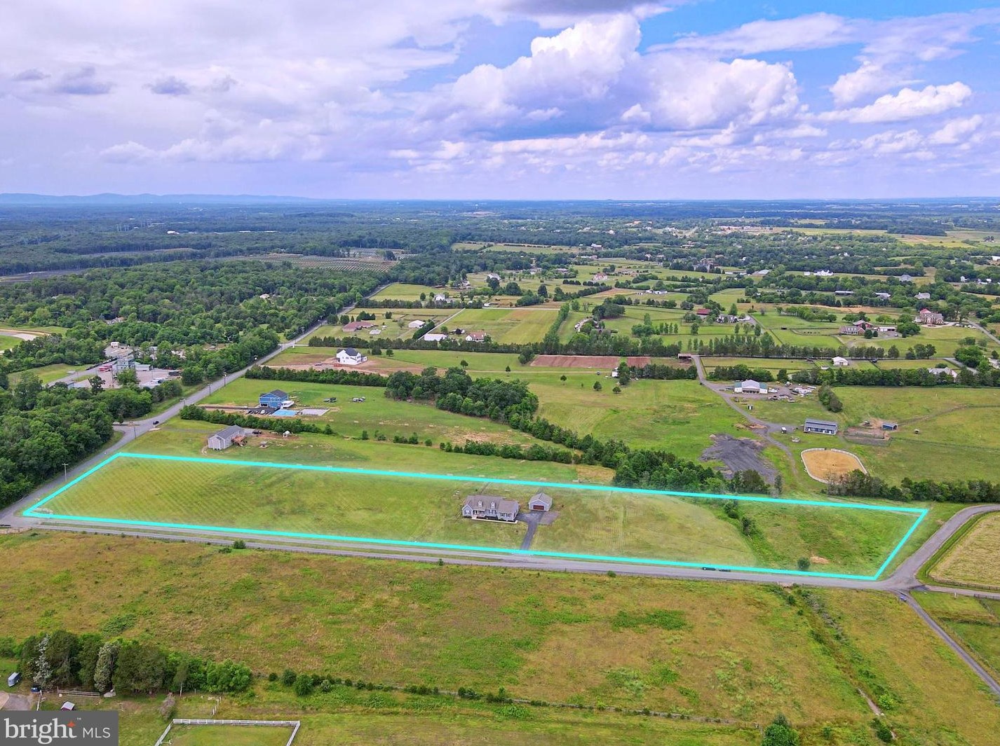 12950 Lemaster Dr, Nokesville, VA 20181
