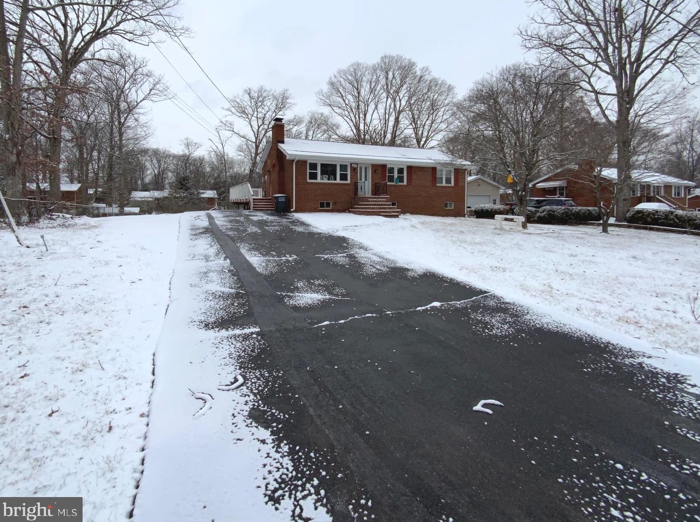 7808 Howard St, Manassas, VA 20111