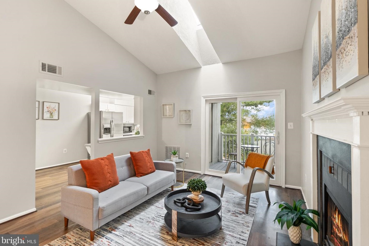 2777 Bordeaux Pl, Woodbridge, VA 22192