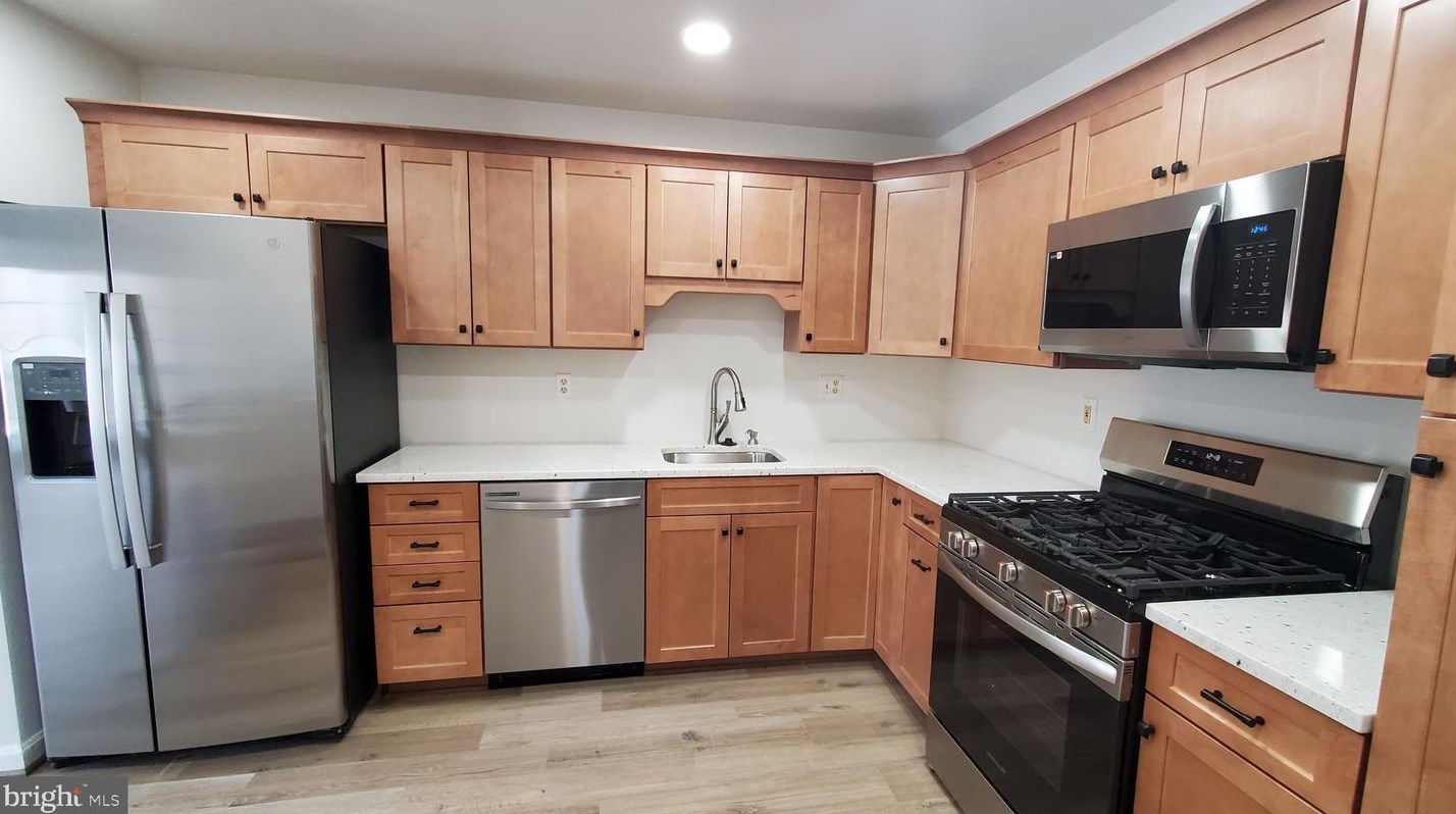 7895 Apache Ridge Ct, Manassas, VA 20109-7607