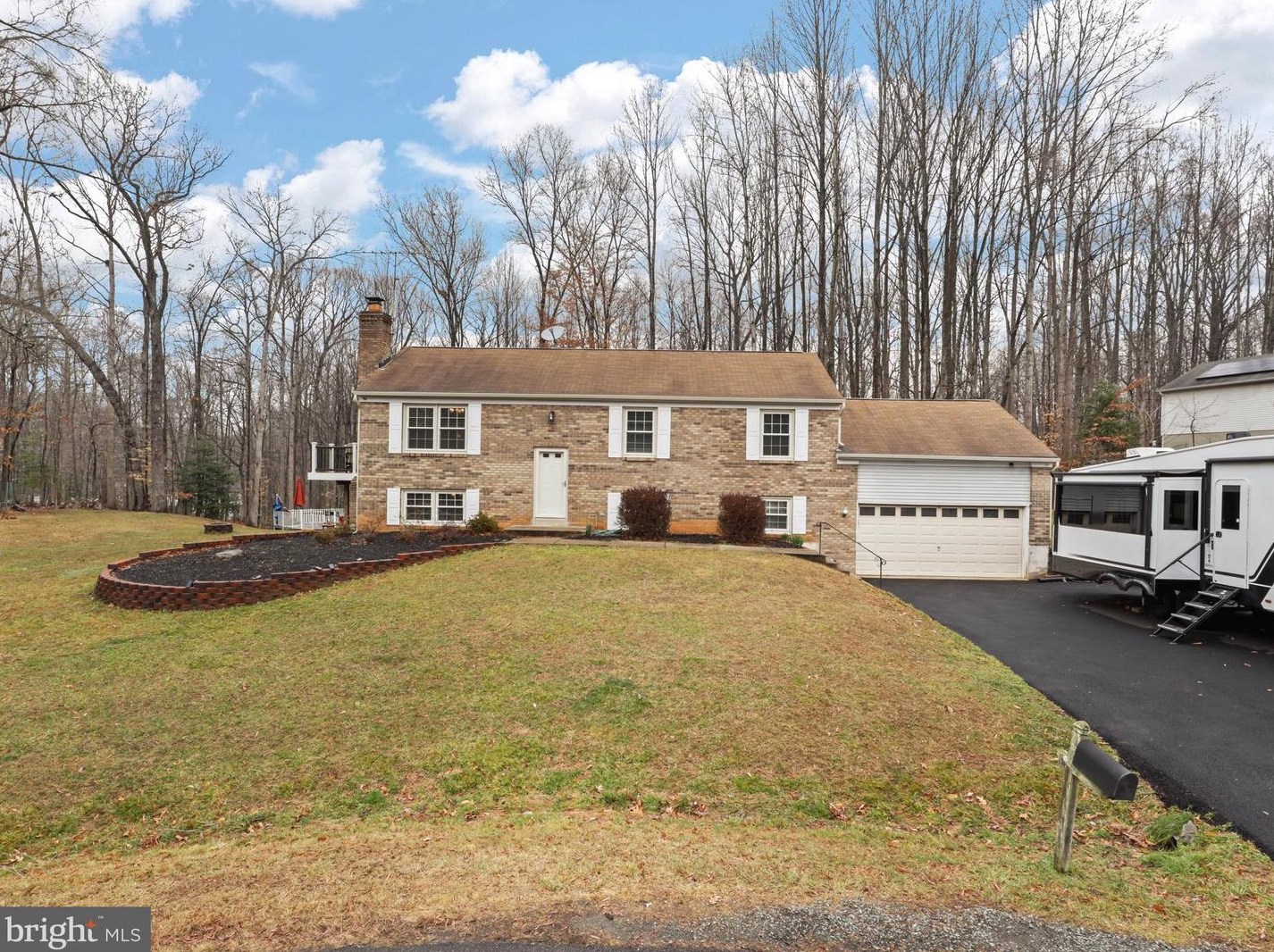 6508 Basil Ct, Manassas, VA 20112