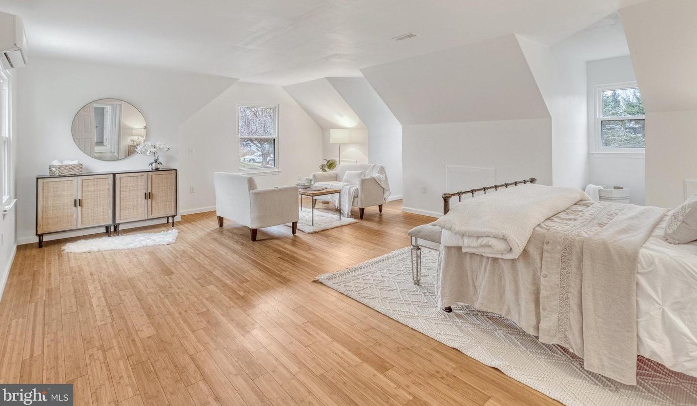 13931 Ruler Ct, Woodbridge VA  22193-3733 exterior