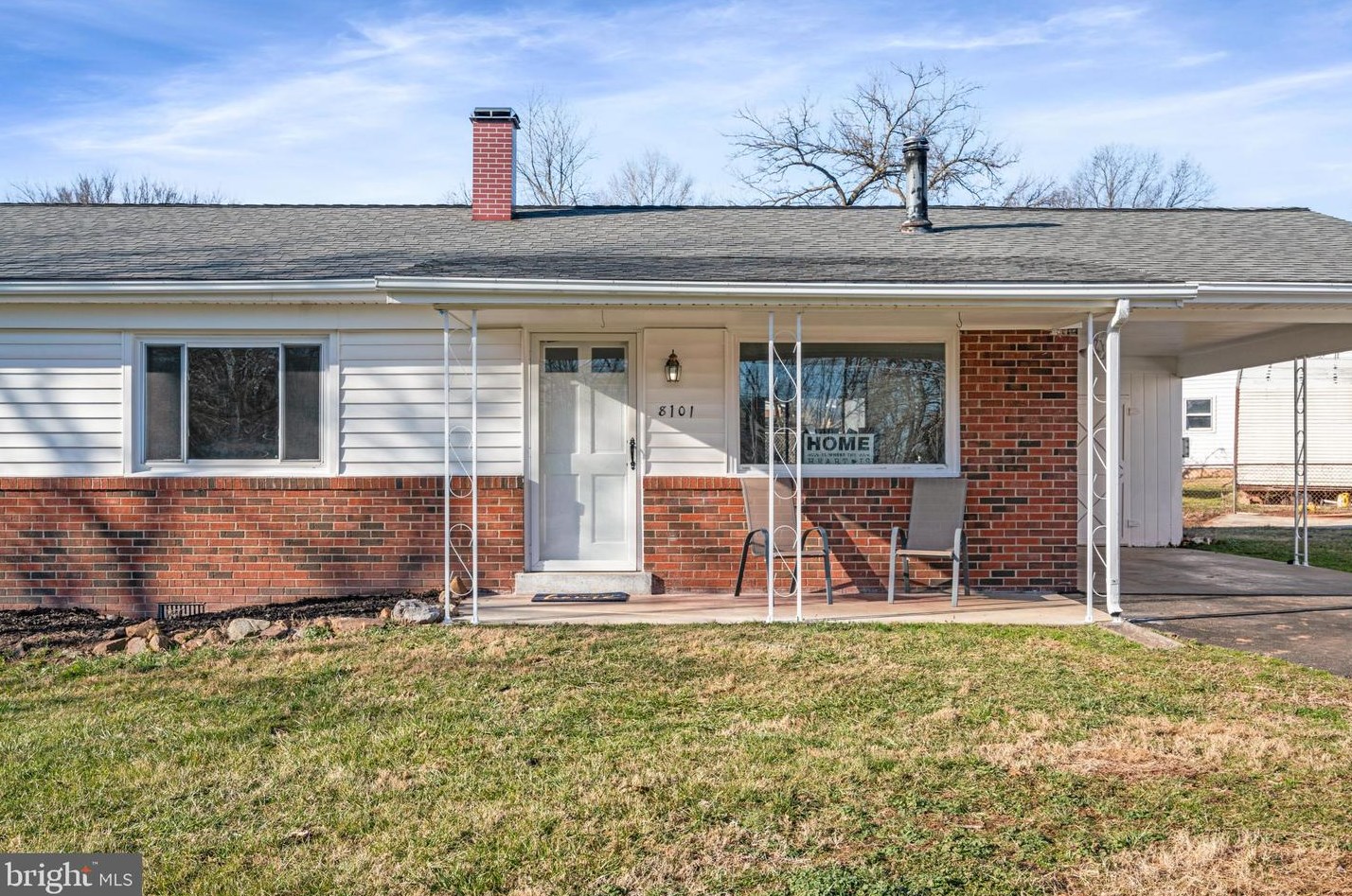 8101 Spruce St, Manassas VA  20111-2202 exterior