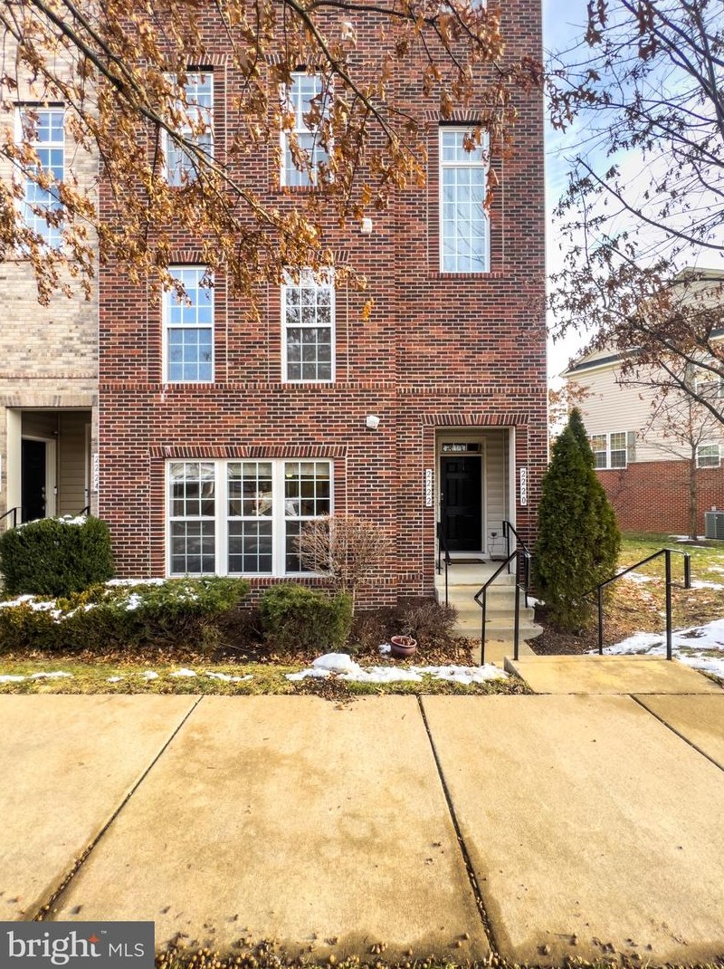 2222 Merseyside Dr, Woodbridge, VA 22191