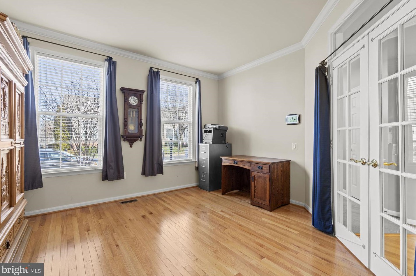 9658 Craighill Dr, Bristow, VA 20136