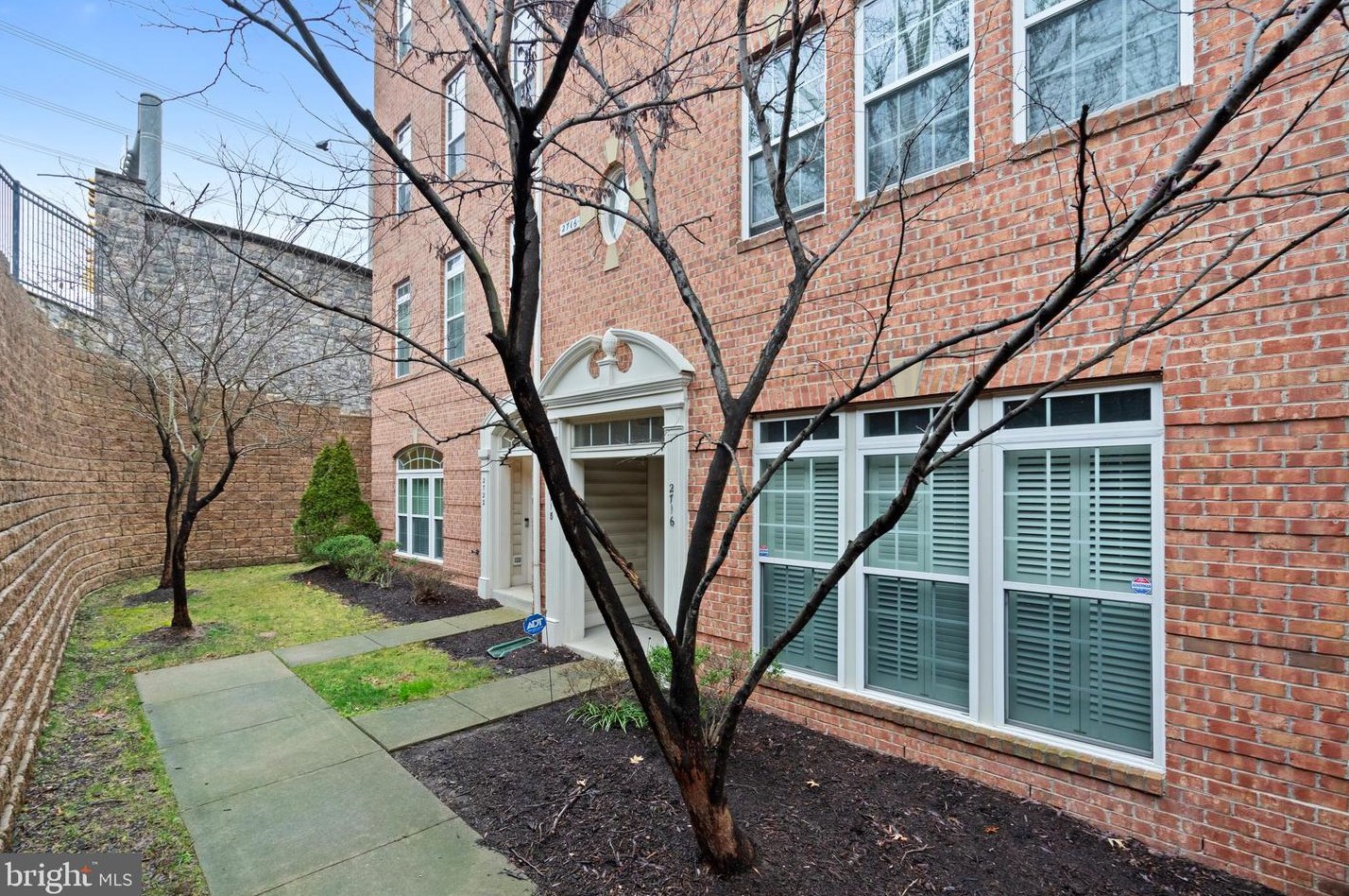 2716 Sheffield Hill Way #214, Woodbridge, VA 22191