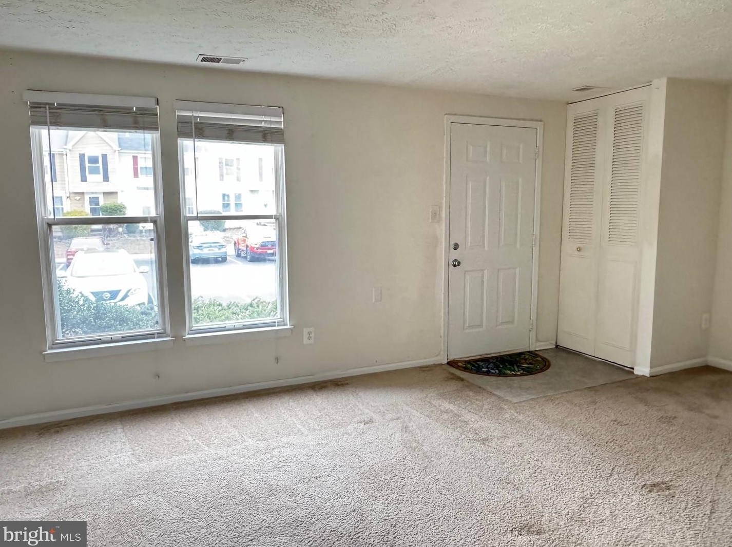 15112 Arum Pl, Woodbridge, VA 22191
