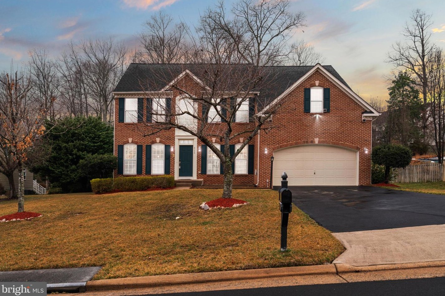 4126 Burning Ridge Ct, Woodbridge, VA 22192-6635