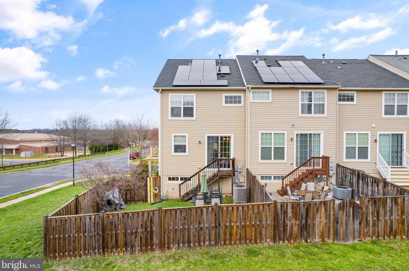 12000 Dawn Falls Way, Bristow, VA 20136