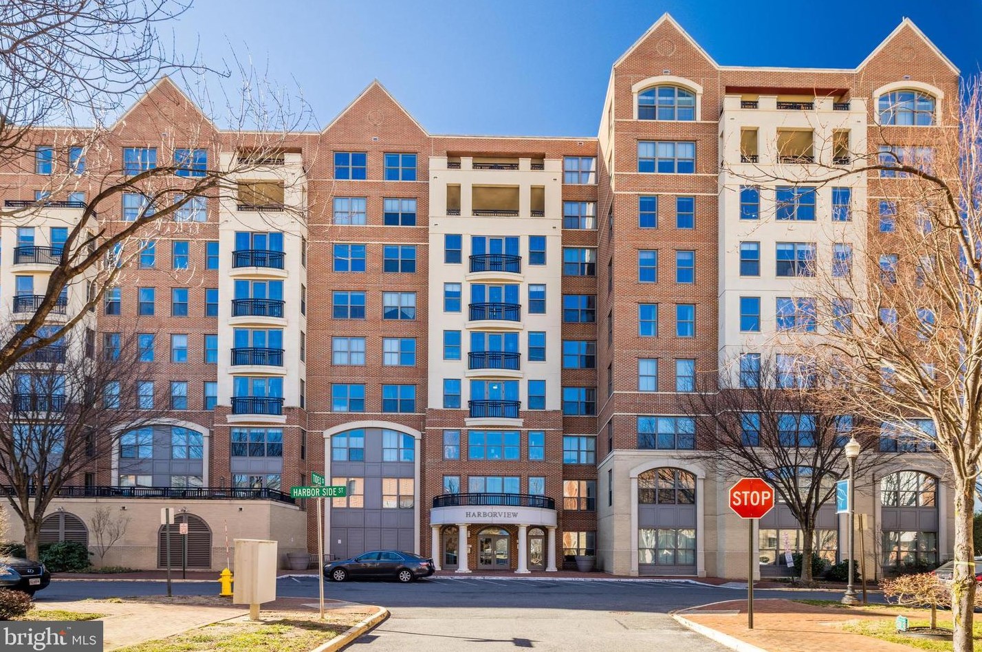 485 Harbor Side St #607, Woodbridge, VA 22191