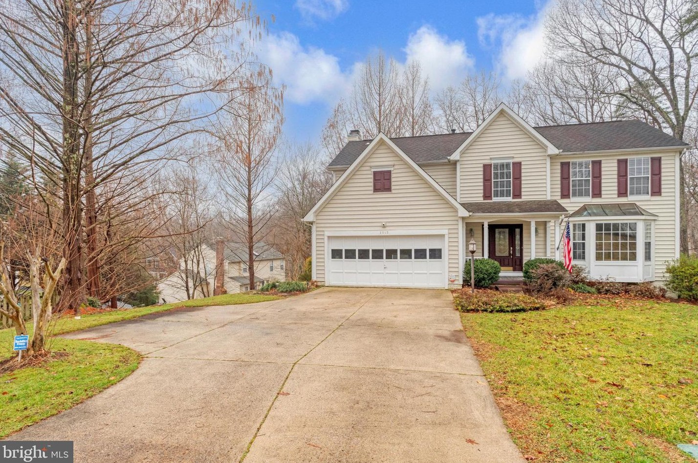 3915 Triad Ct, Woodbridge, VA 22192