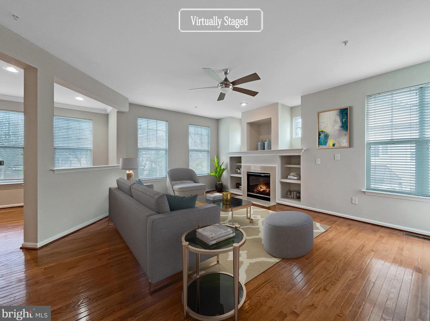 10013 Orland Stone Dr, Bristow, VA 20136
