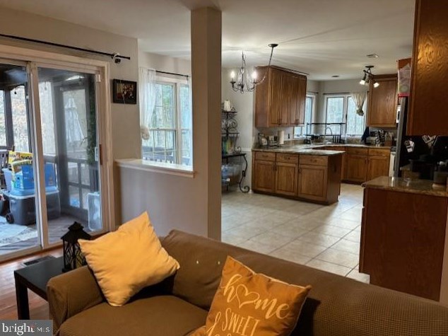 3909 Leaf Lawn Ln, Woodbridge VA  22192-4901 exterior