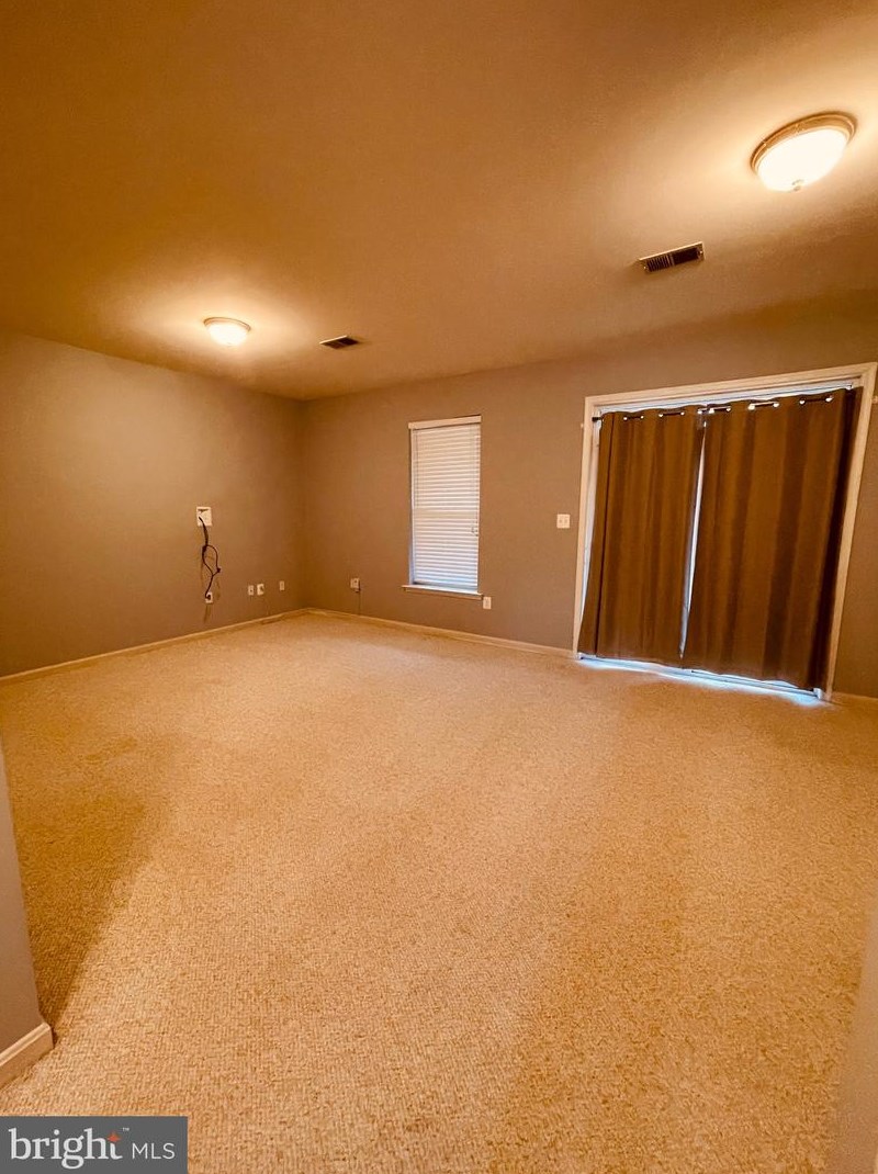 14223 Legend Glen Ct, Gainesville, VA 20155