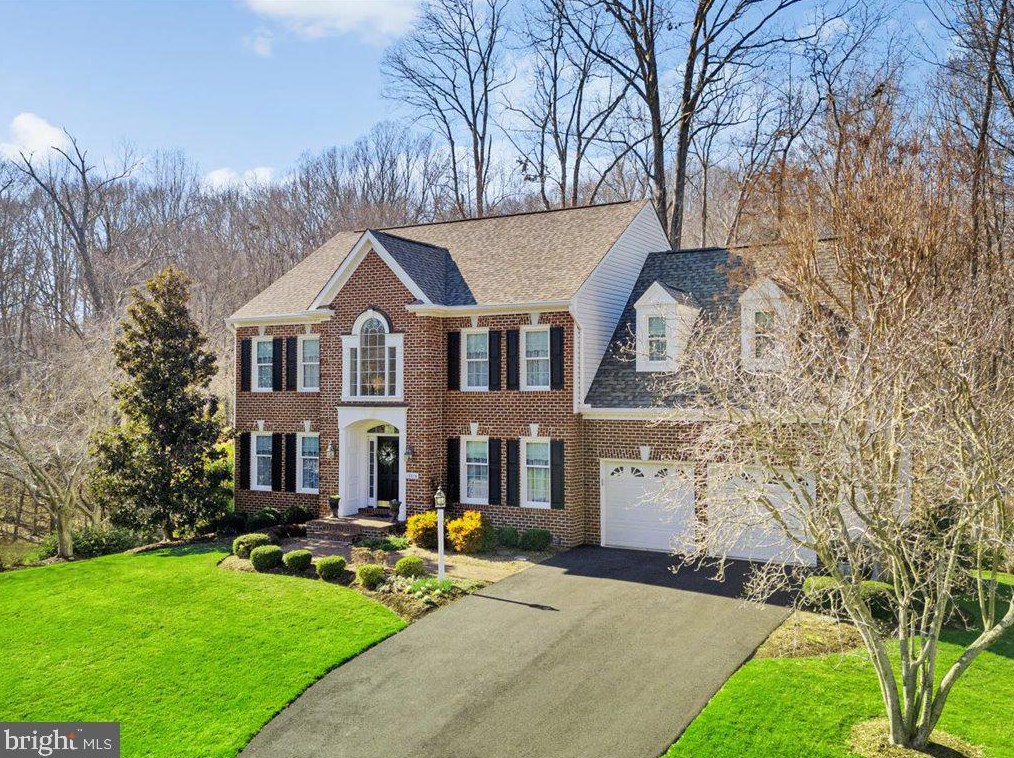 13016 Brookmead Dr, Manassas, VA 20112