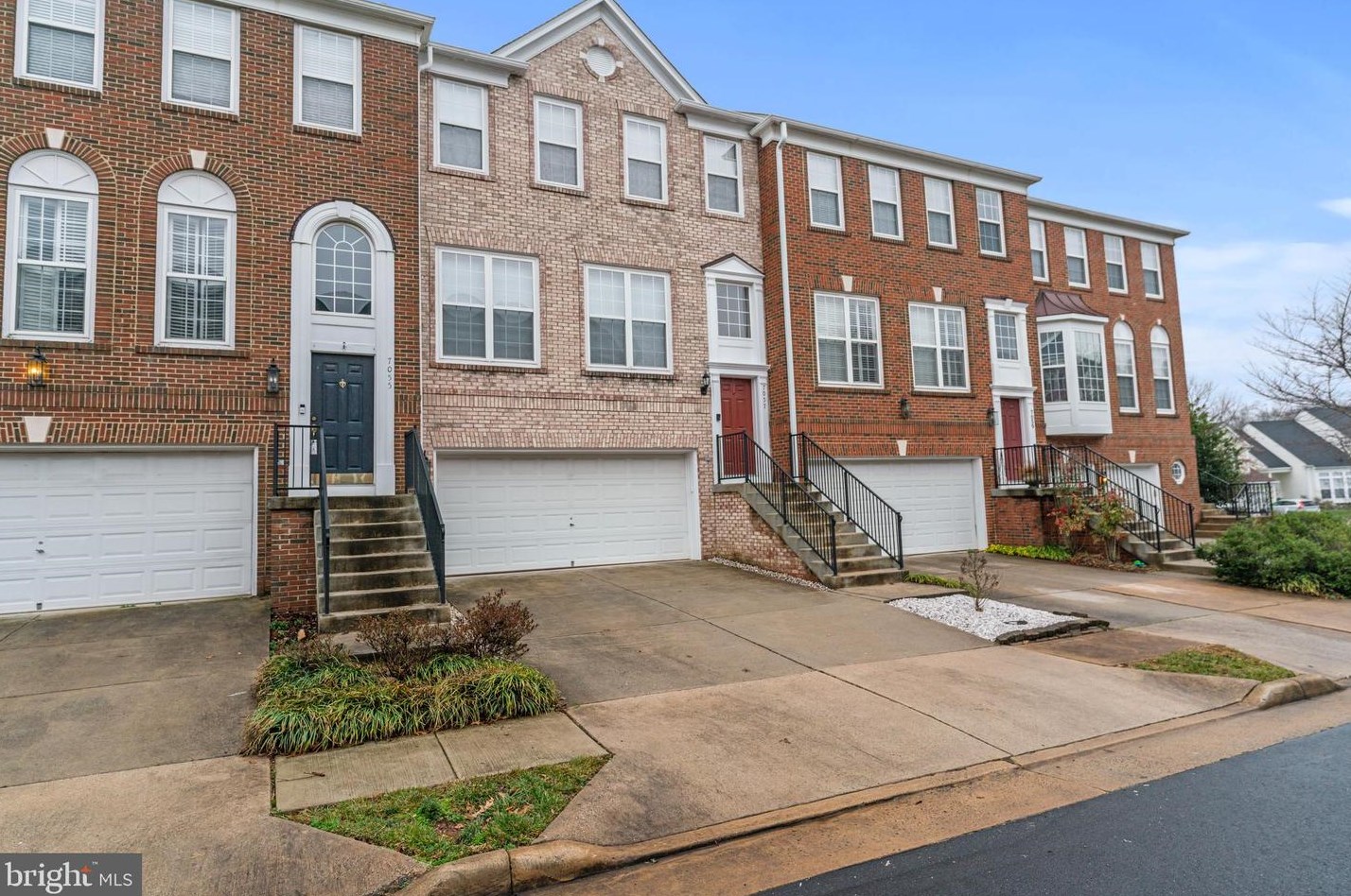7057 Courtyard Way, Haymarket, VA 20169-3316