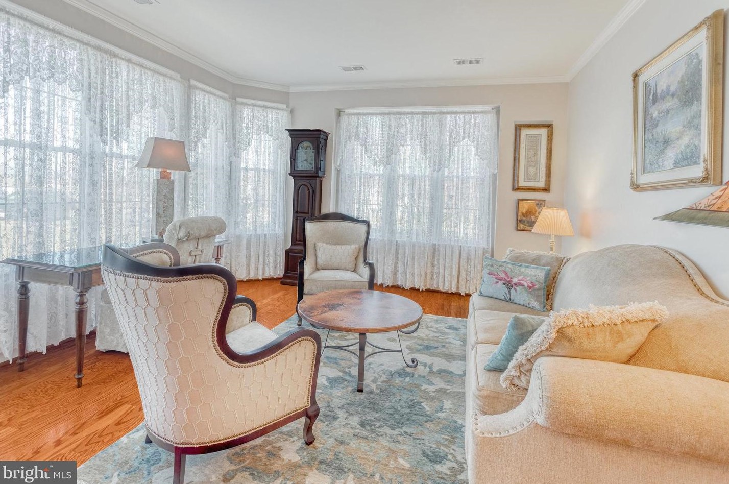 7010 Walnut Hill Dr, Gainesville, VA 20155