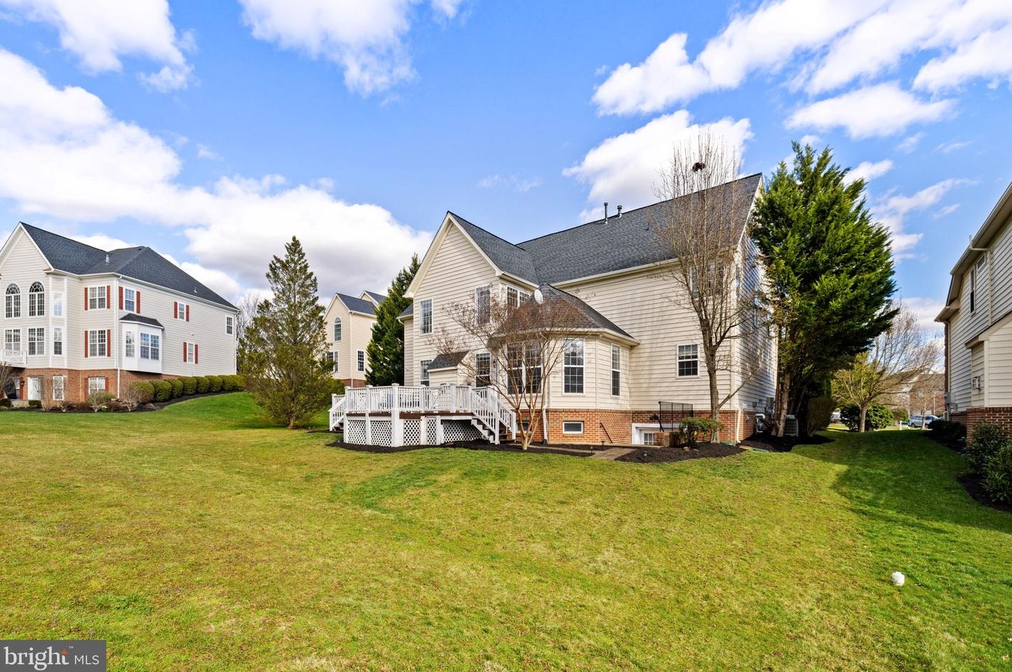 5800 Serengeti Ct, Haymarket VA  20169-3200 exterior