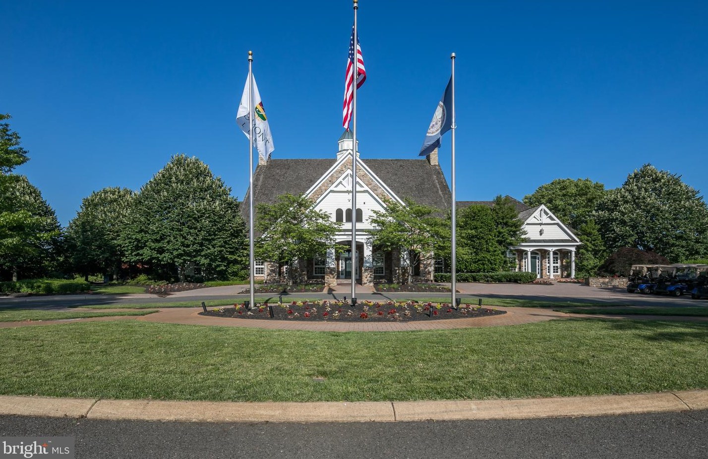 5800 Serengeti Ct, Haymarket VA  20169-3200 exterior