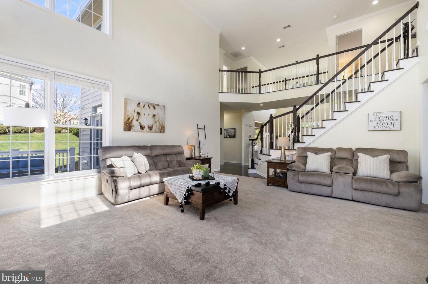 5800 Serengeti Ct, Haymarket VA  20169-3200 exterior