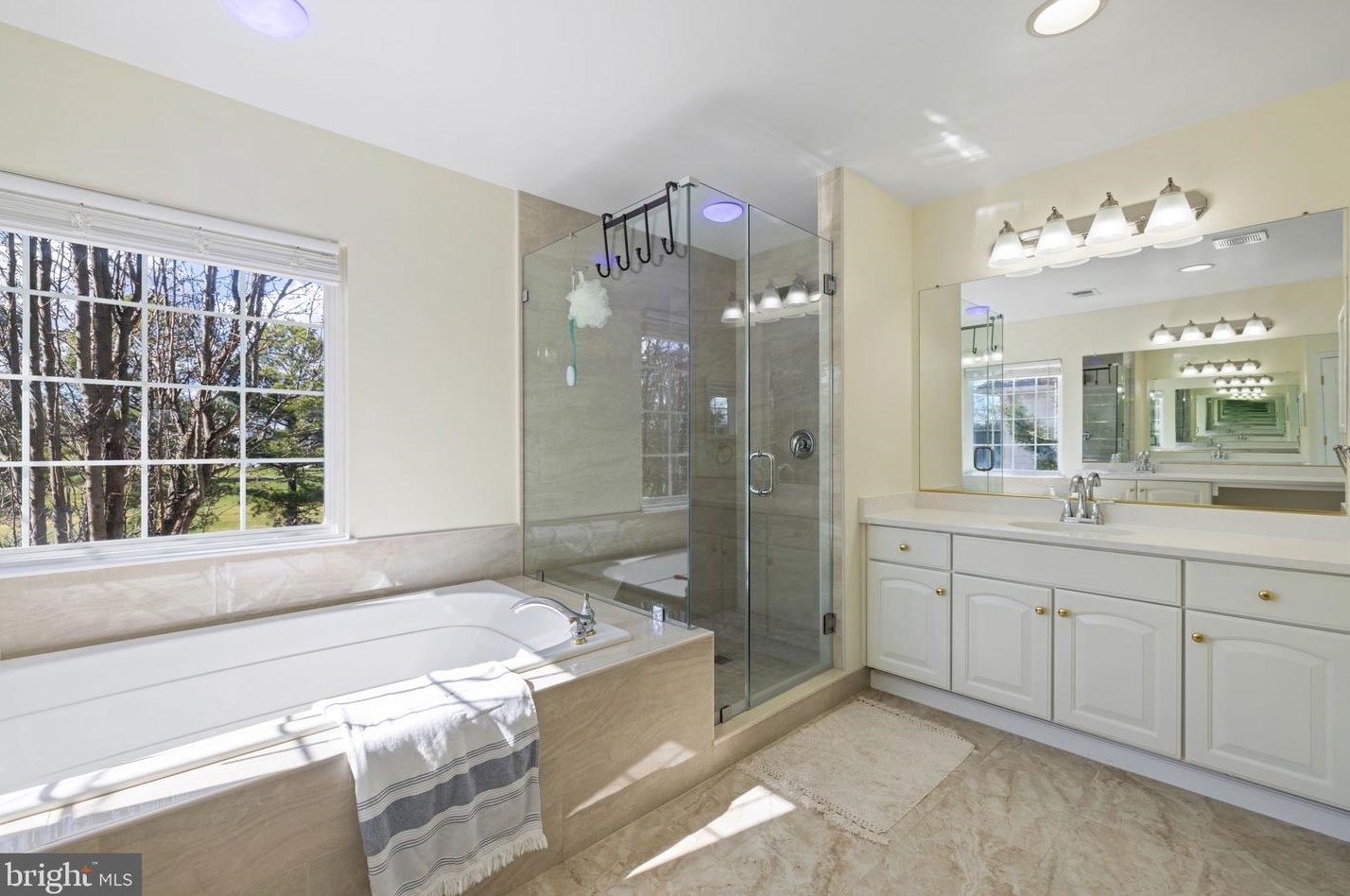 5800 Serengeti Ct, Haymarket VA  20169-3200 exterior