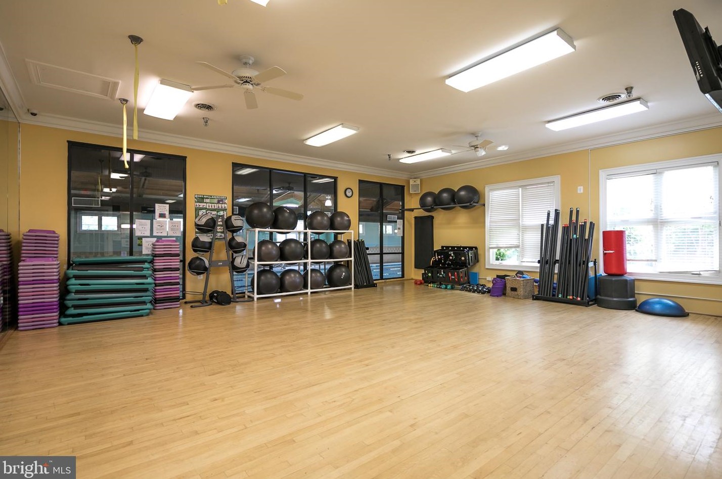 5800 Serengeti Ct, Haymarket VA  20169-3200 exterior