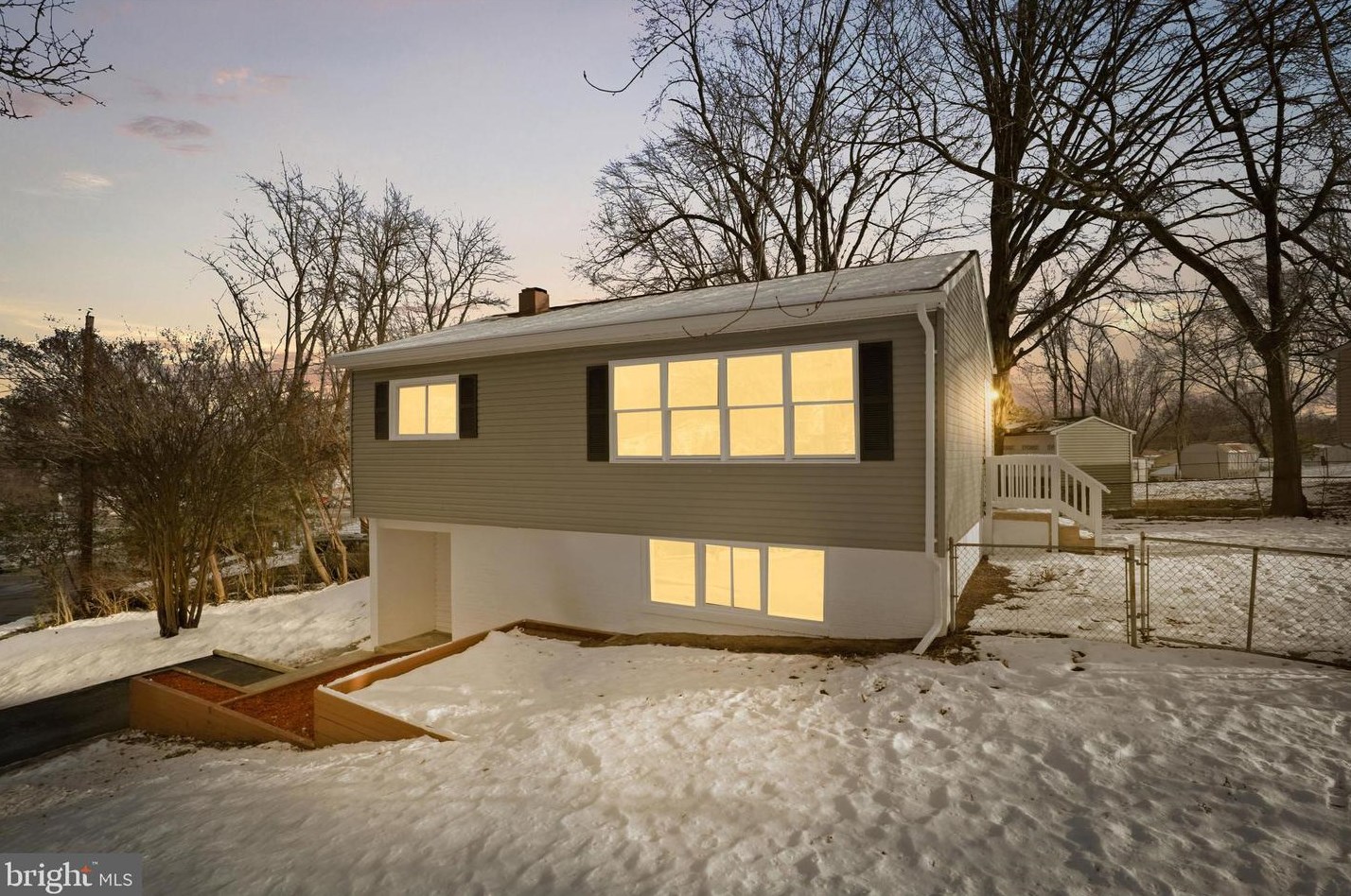 14792 Arkansas St, Woodbridge VA  22191-3541 exterior