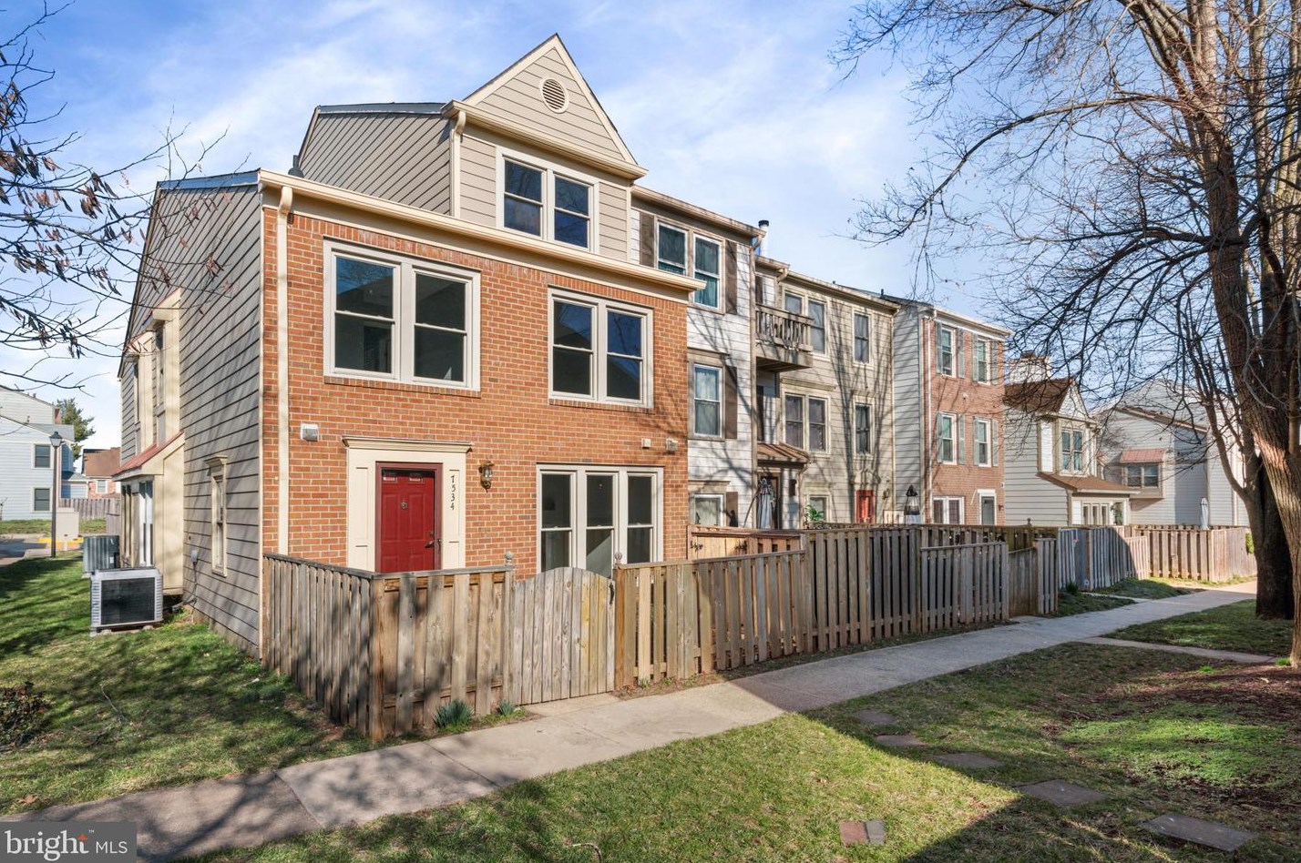 7534 Belle Grae Dr, Manassas, VA 20109