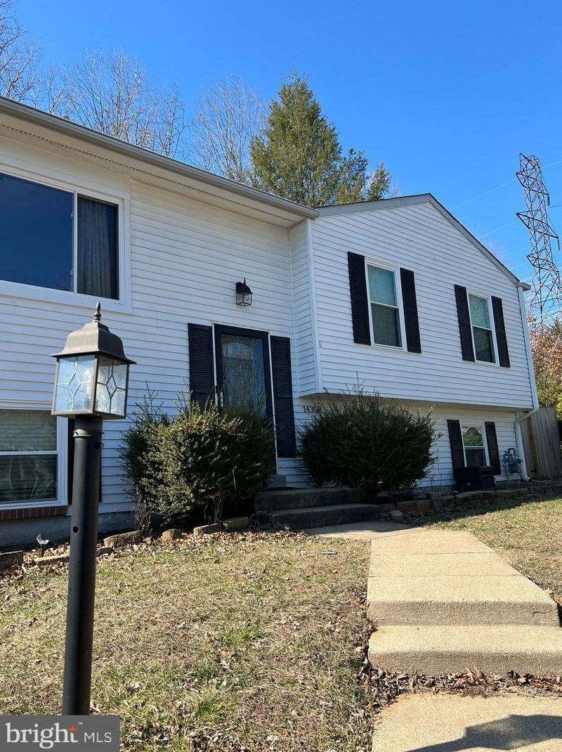 14358 Shaw Ct, Woodbridge, VA 22193